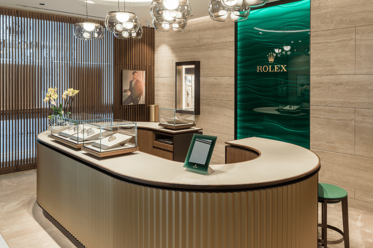 explore the rolex history - touch of gold