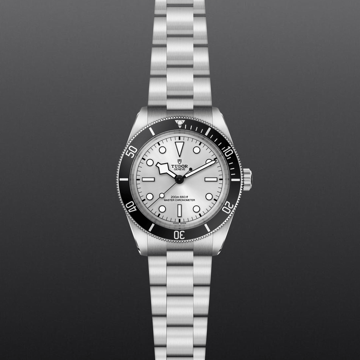 TUDOR BLACK BAY 68 Watch | Touch of Gold
