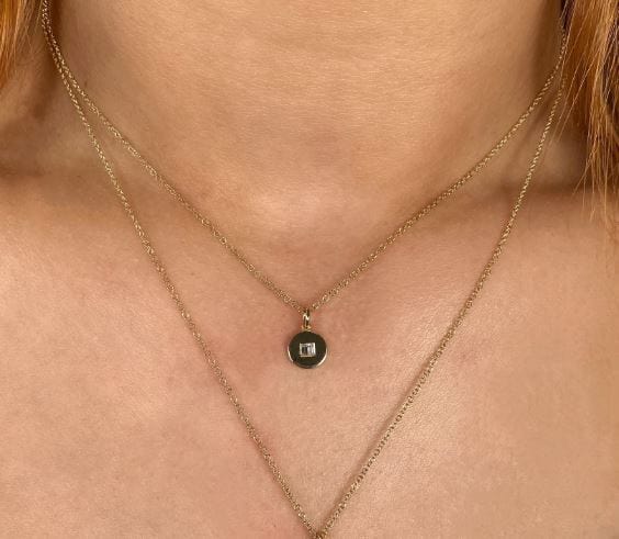 SC Jewellery - Necklace 14K Yellow Gold 0.04ctw Diamond Baguette Disc Necklace