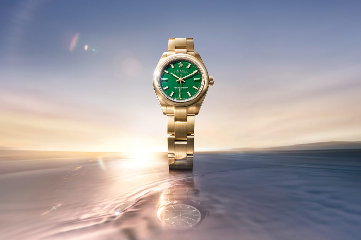 Oyster Perpetual 28 & 34 - Touch of Gold