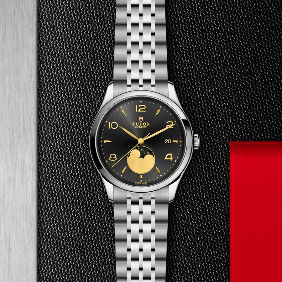 TUDOR Watches TUDOR 1926 Luna